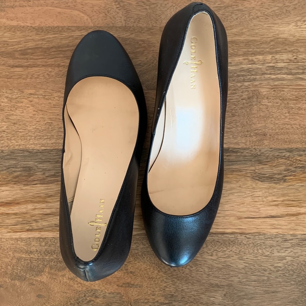 Cole Haan Wedge size 7
